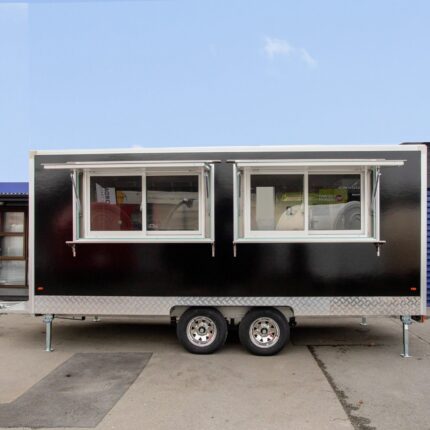 SQ50- Box 5m trailer